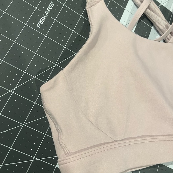 Athleta - Run Free Sports Bra Racerback & Scoop Neck - Picture 11 of 13